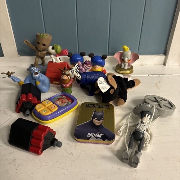 McDonalds Happy Meal DISNEY + Toy‎ Guardians of the Galaxy Snoopy Aladdin Dumbo - Picture 1 of 6
